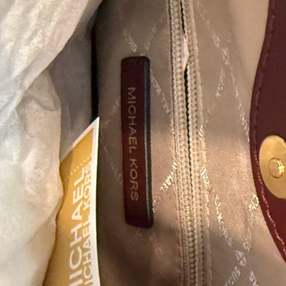 Michael Kors Shiela: Genuine/Authentic : Tote Large MF Tote - Picture 14 of 14